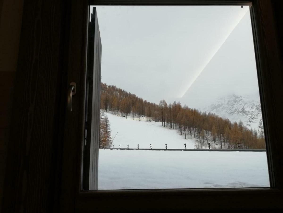 Cervinia Ski In Ski Out - Studio On The Slopes Breuil-Cervinia Luaran gambar