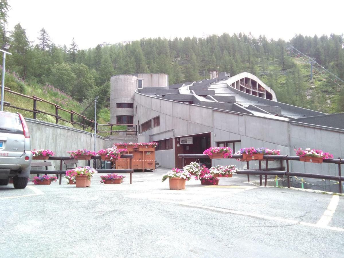 Cervinia Ski In Ski Out - Studio On The Slopes Breuil-Cervinia Luaran gambar