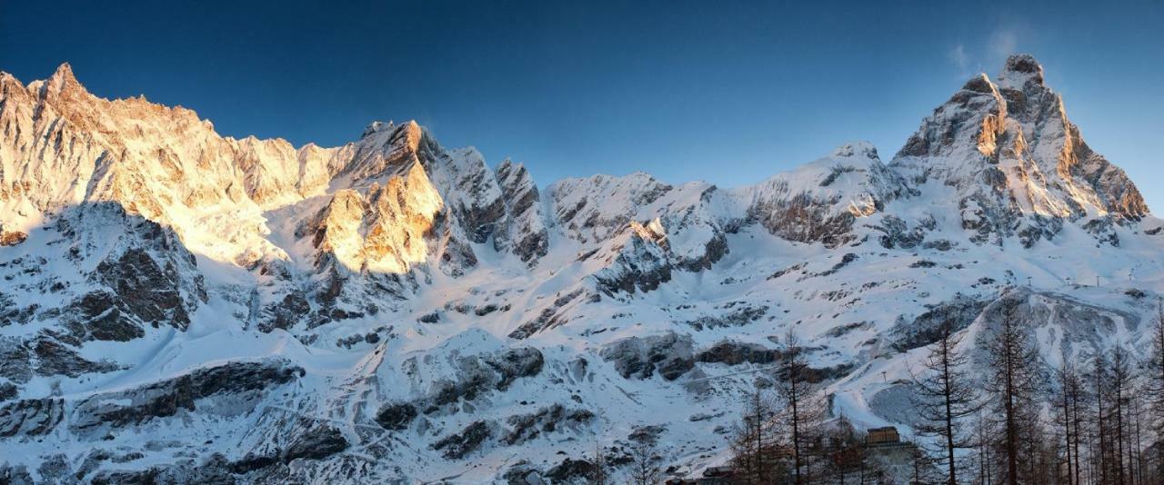 Cervinia Ski In Ski Out - Studio On The Slopes Breuil-Cervinia Luaran gambar